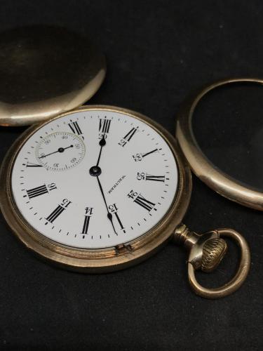 $575CAD (W51) Waltham Vanguard